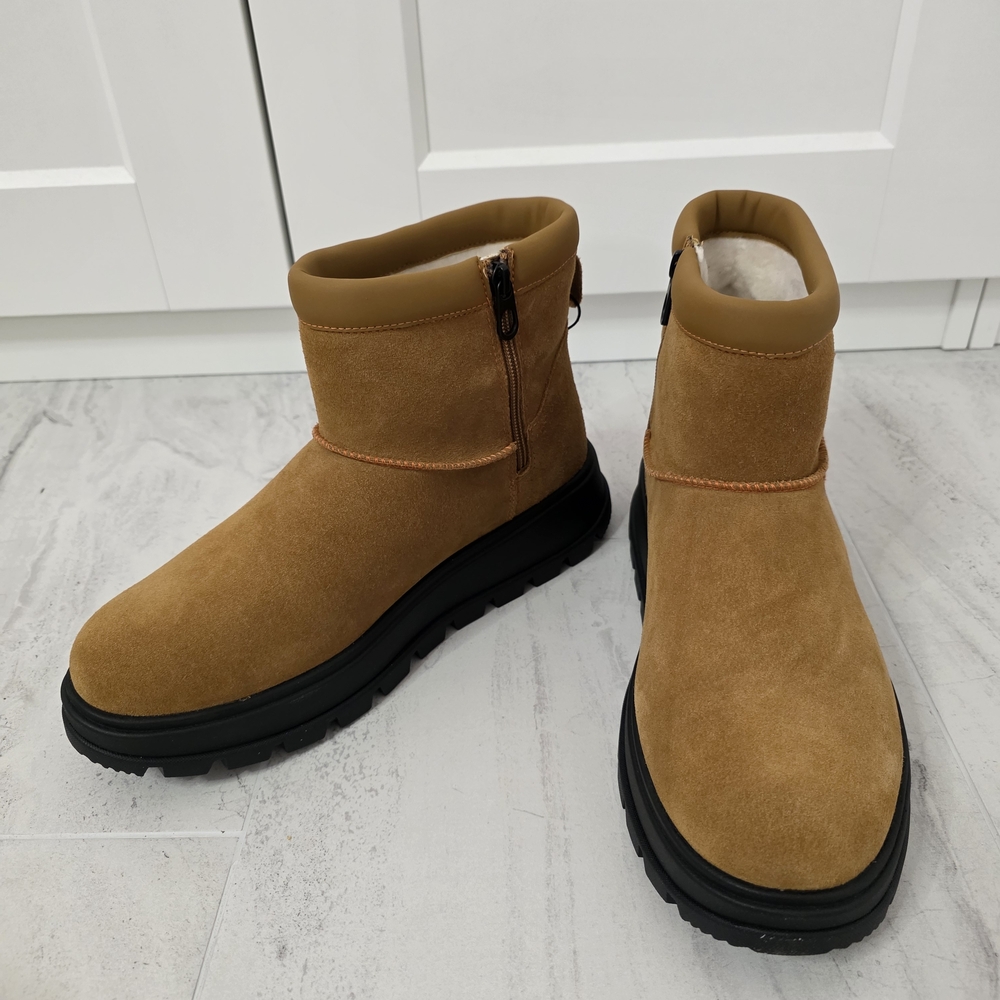 NIB Koolaburra By Ugg Women's Suede Winter Boots